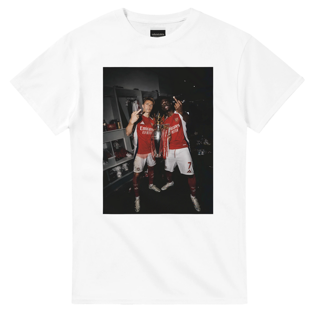 White T-shirt with front fan-art photo graphic